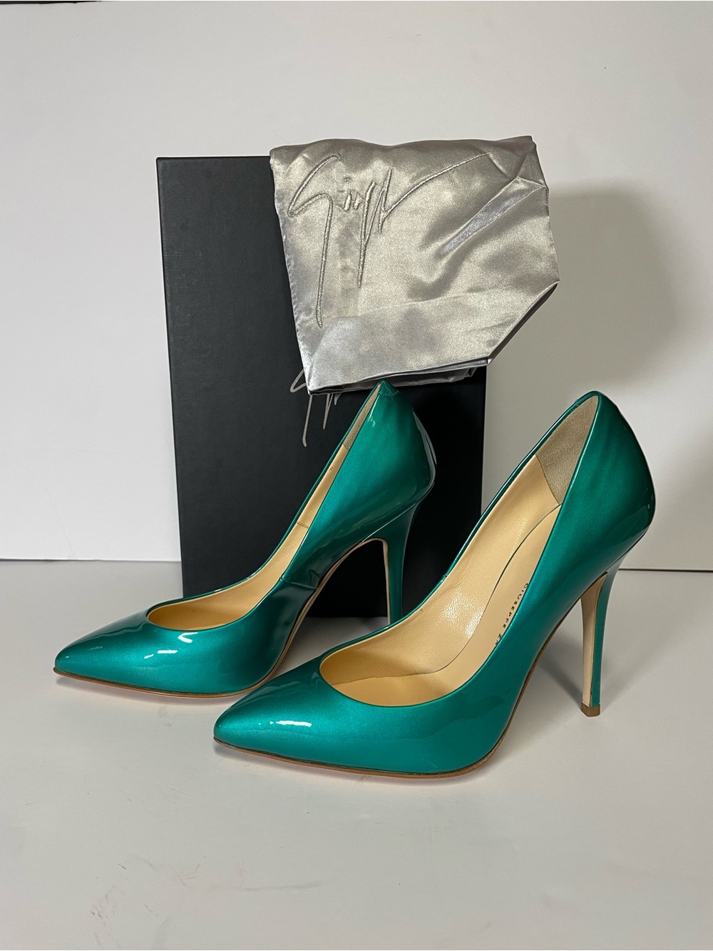 Giuseppe Zanotti Emerald Green Patent Pointed-Toe Stiletto Pumps heels 36.5